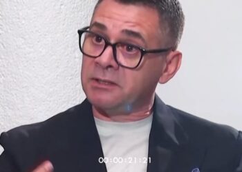 Ahmetaj kërcënon Ramën: Ku janë 80 mln dollarët e inceneratorit të Tiranës? Dumani nuk ka kurajo të marrë dëshminë time, letrat janë atje