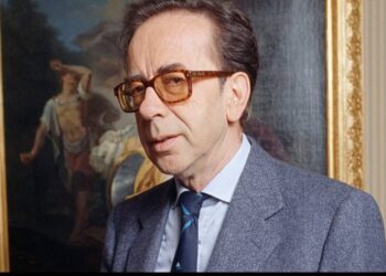 “Ka prodhuar vepra madhështore në epokat e errëta”, mediat e huaja shkruajnë për ndarjen nga jeta të shkrimtarit Ismail Kadare