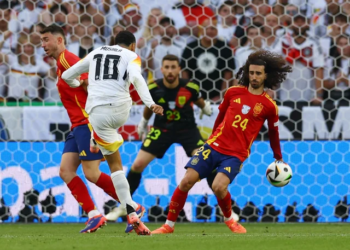 Plasin polemikat, Gjermania e tërbuar me Taylor: dhuratë për Spanjën, mister përse nuk ndërhyri VAR