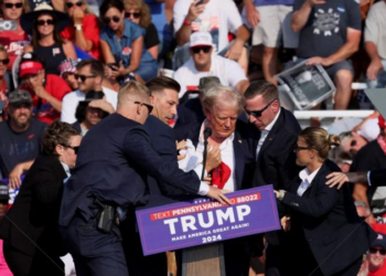 Kush është 20 vjeçari që qëlloi disa herë në drejtim të Donald Trump?