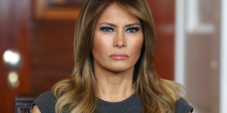 Melania Trump thyen heshtjen, e quan atentatorin e bashkëshortit të saj një monstër