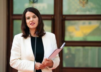 Lista e re e Barnave të Rimbursueshme, Koçiu: Shtohen 50 medikamente të reja, fishat e diabetit falas për invalidët e punës