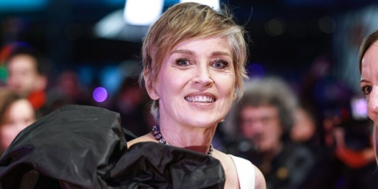 Sharon Stone del publikisht kundër Trump: Nëse ai zgjidhet president i SHBA-ve, unë do të zhvendosem në Itali!