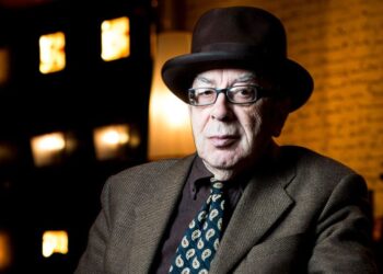 Ndahet nga jeta kolosi i letrave, Ismail Kadare