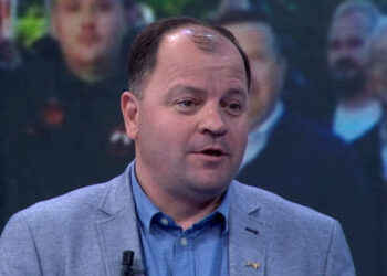 Maliqi thirrje opozitës: Të vendosim interesin e përgjithshëm mbi atë personal