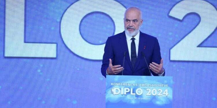 “Sot emri i Shqipërisë ka një tingull ndryshe në tryezat evropiane”, Rama: Në 2030, të ulemi në tryezë si të barabartë me vendet e BE