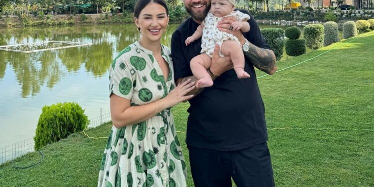 “Ju griva!” – Rozana Radi ‘kërcënon’ Luizin dhe Kiarën pas postimeve familjare. Arsyeja! (FOTO)