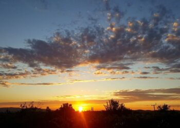 Reshje lokale shiu në zonat malore, temperaturat shkojnë deri në 38 gradë Celcius