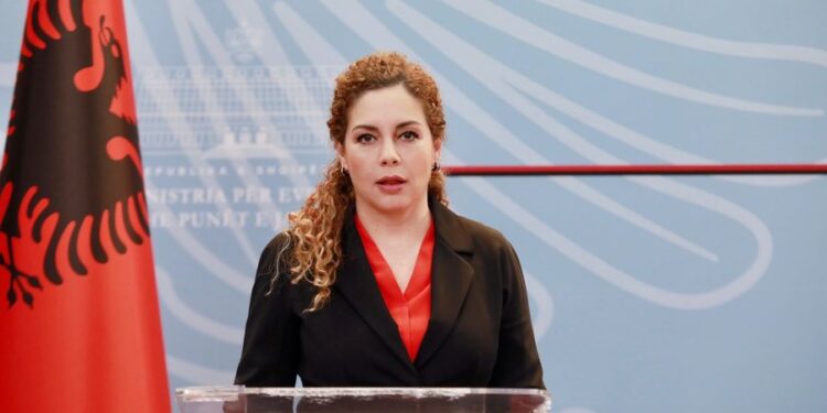 Këshilli i Legjislacionit zbulon DATËN e vendimit të Gjykatës Kushtetuese për Olta Xhaçkën