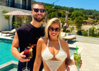 “Ditët po ikin o…”/ Mos vallë Ilnisa po i kërkon me “stil” Meritonit një bebe? (FOTOJA që ngriti dyshimet)