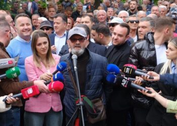 Probleme me zemrën, aktori Mehdi Malkaj shtrohet në QSUT