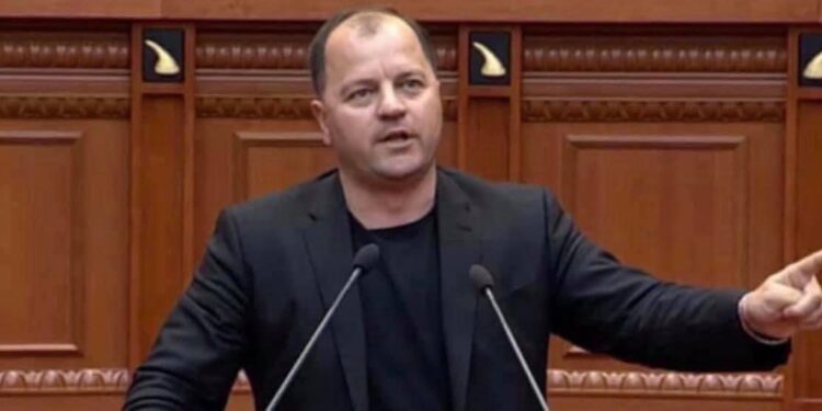 Lefter Maliqi/  Thirrje PD dhe liderëve të opozitës: Zgjohuni! Zbrisni urgjent në bazë, përballuni në fushë betejë! Mjaft vetëm me fjalë, koha është e veprave!