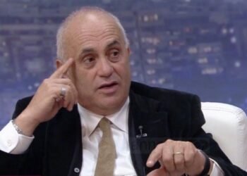 Fuga: Lërini budalliqet me akademi për barinj!