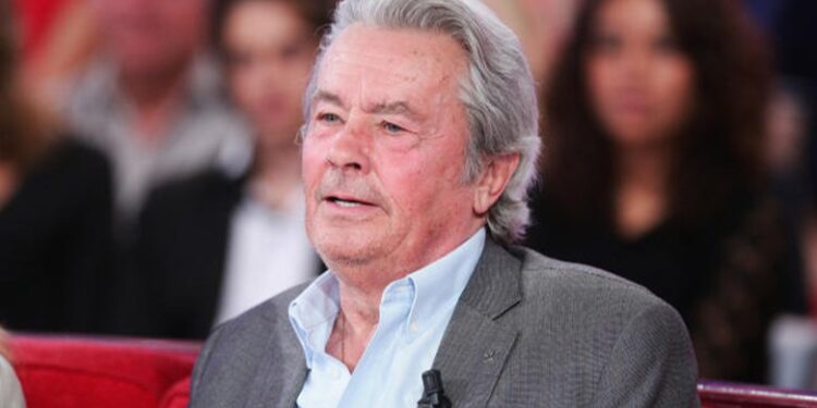 Ndërron jetë në moshën 88-vjeçare aktori i famshëm, francez Alain Delon
