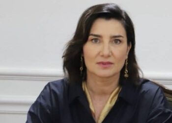 Bardeli: Drama e emigrimit masiv që ka prekur Shkodren, pasojë e keqmenaxhimit dhe mungesës së investimeve