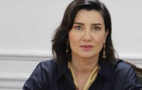 Bardeli: Drama e emigrimit masiv që ka prekur Shkodren, pasojë e keqmenaxhimit dhe mungesës së investimeve