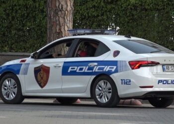 EMRI/ Tentoi të korruptojë punonjësit e IMT-së në Elbasan, arrestohet 51-vjeçari