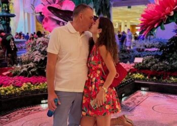   Diola Dosti feston ditëlindjen, partneri e çon në Las Vegas dhe i bën urimin special (FOTO
