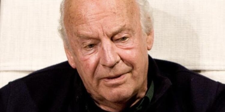 THËNIA E DITËS/ “Jetojmë në një botë ku varrimi është më i rëndësishëm se i vdekuri, ku dasmat…” – Nga Eduardo Galeano