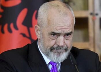 Artikulli bombë/ Media gjermane skaner Rilindjes: Rama kontrollohet nga krimi i organizuar dhe mafia!