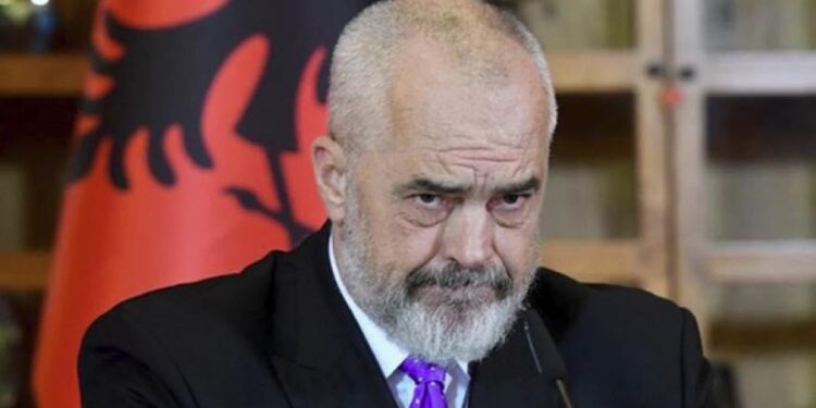 Artikulli bombë/ Media gjermane skaner Rilindjes: Rama kontrollohet nga krimi i organizuar dhe mafia!