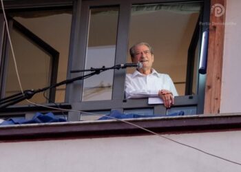 Shteti Bektashi në Tiranë, Berisha-besimtarëve: Kujdes, Rama nuk e ka për ju, por për sulltanatin e Surrelit!