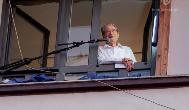 Shteti Bektashi në Tiranë, Berisha-besimtarëve: Kujdes, Rama nuk e ka për ju, por për sulltanatin e Surrelit!