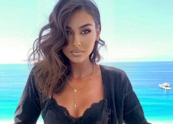 Adrola Dushi përzgjidhet si modele për koleksionin e reperit amerikan