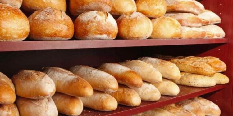 VENDIMI I ERE/ Nga 1 nëntori do të rritet çmimi i bukës, furrat do paguajnë 15 % më shumë energjinë elektrike