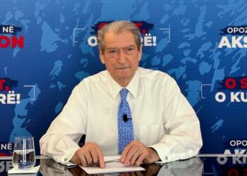 SHBA dhe BE dënuan aktet dhe tensionet në Kuvend, reagon Berisha: Kam respekt për popujt e ndërkombëtarëve!