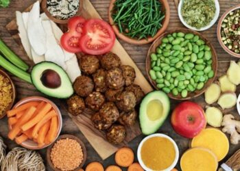 Zbuloni ushqimet që ndihmojnë në uljen e sheqerit në gjak!