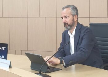 EMRAT/ KQZ, gjoba për 40 kandidatë të zgjedhjeve të 14 majit