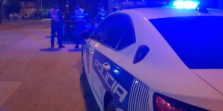 Operacioni/ Policia zbulon një magazinë të madhe me kanabis në Tiranë