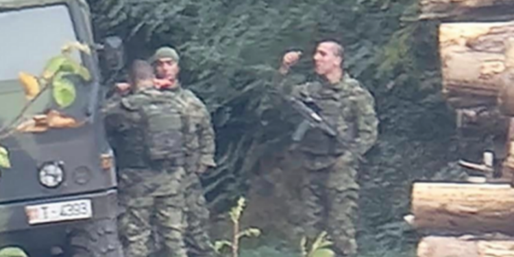 Kurti e quan provokim: Serbia ka lëvizur trupat 50 metra afër vijës kufitare me Kosovën