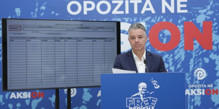 Eno Bozdo publikon formularin: PS dhe drejtuesit e insitucioneve presion punonjësve të sigurojnë secili nga 10 vota të shqiptarëve të diasporës