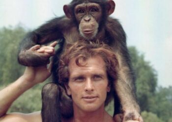 Shuhet “Tarzani”, aktori i famshëm që theu kockat dhe u sulmua nga kafshët e egra gjatë xhirimit të filmit