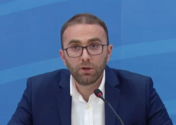 Ambasadorët e pranishëm në takimet e Ramës me diasporën, Bardhi: Do bëjmë kallëzim penal në SPAK