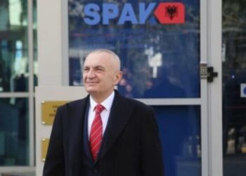 “Kontratën e firmosi një avokat greko-amerikan pa autorizimin tim”/ Meta flet për lobimin në SHBA: Ka diferenca mes…