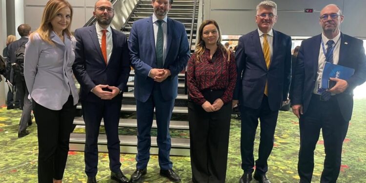 “Grupi Parlamentar i PD në Parlamentin Europian”/Takimi me përfaqësues të EPP: Burgosjet politike na kanë rikthyer 34 vite pas