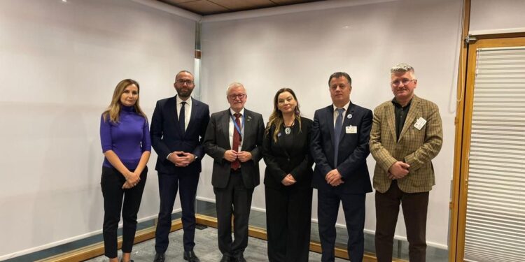 Grupi Parlamentar i PD takon Michael Gahler, koordinator i EPP në Parlamentin Europian: Edi Rama po ndërton shtet autoritar dhe personal