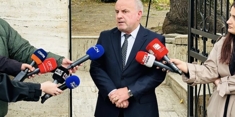 Konsultimet e Presidentit për datën e zgjedhjeve, ja çfarë ka propozuar kreu legalist Shpetim Axhami