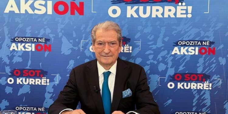 “E gjithë Shqipëria në Tiranë!”/ Berisha njofton protestën e radhës, ja kur do të zhvillohet tubimi në kryeqytet