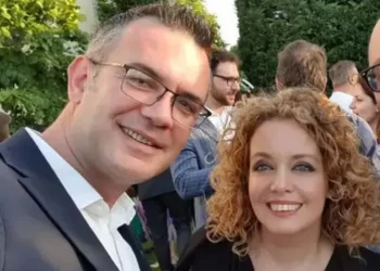 Edlira Çepani dedikim PREKËS për Gerti Bogdanin: Ti do jesh gjithmonë drita në rrugën time!