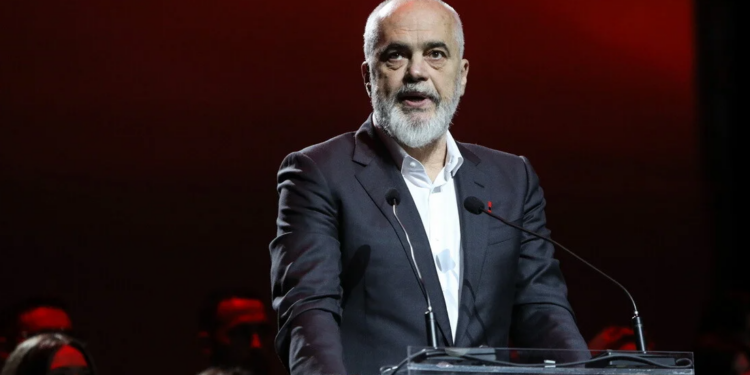 Turi me diasporën/ Rama sot takim me shqiptarët në Selanik: Për pak vite, krah Greqisë në BE