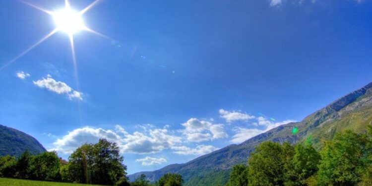 E diela me MOT të qëndrueshëm dhe me temperatura të larta