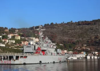 Mbërrin në Shëngjin anija “Libra” me 8 emigrantë, ankorohet në port