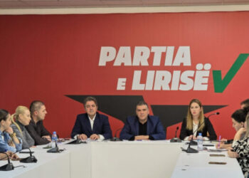 Blushi takim me Shtabin: Të përshkallëzojmë aksionin opozitar në terren