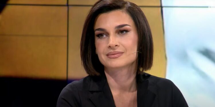 Single apo në një lidhje dashurie? Rrëfehet Elsa Lila