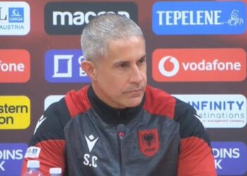 Sot ndeshja me Çekinë! Sylvinho: Kemi avantazhin që luajmë në fushën tonë