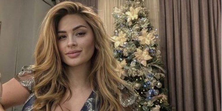 “E kam shumë të vështirë ..”/ Rozana Radi flet si rrallëherë për humbjen e prindërve: Nuk kam kujt t’i marr një mendim